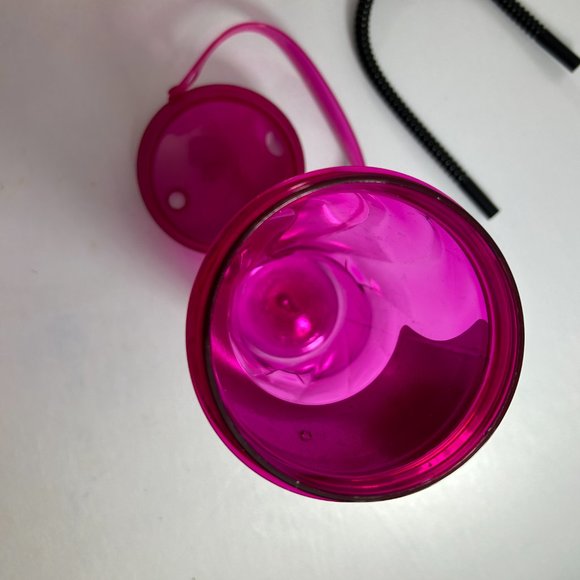 Six Flags 2022 Pink Plastic Cup Collectible Souvenir With Straw Coca Cola - Picture 7 of 9